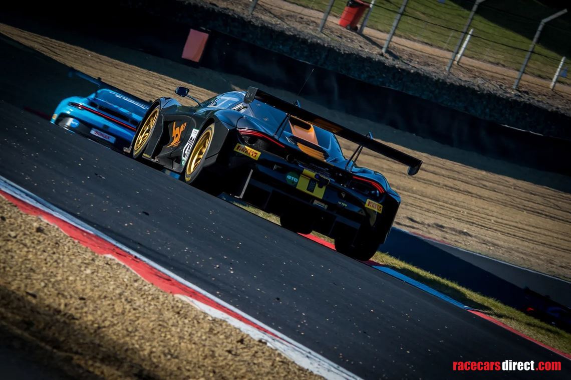 2020-mclaren-720s-gt3