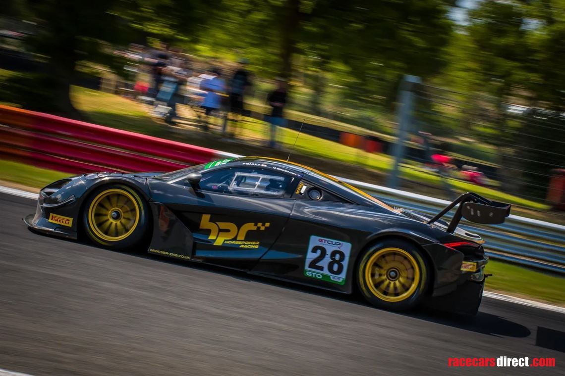 2020-mclaren-720s-gt3