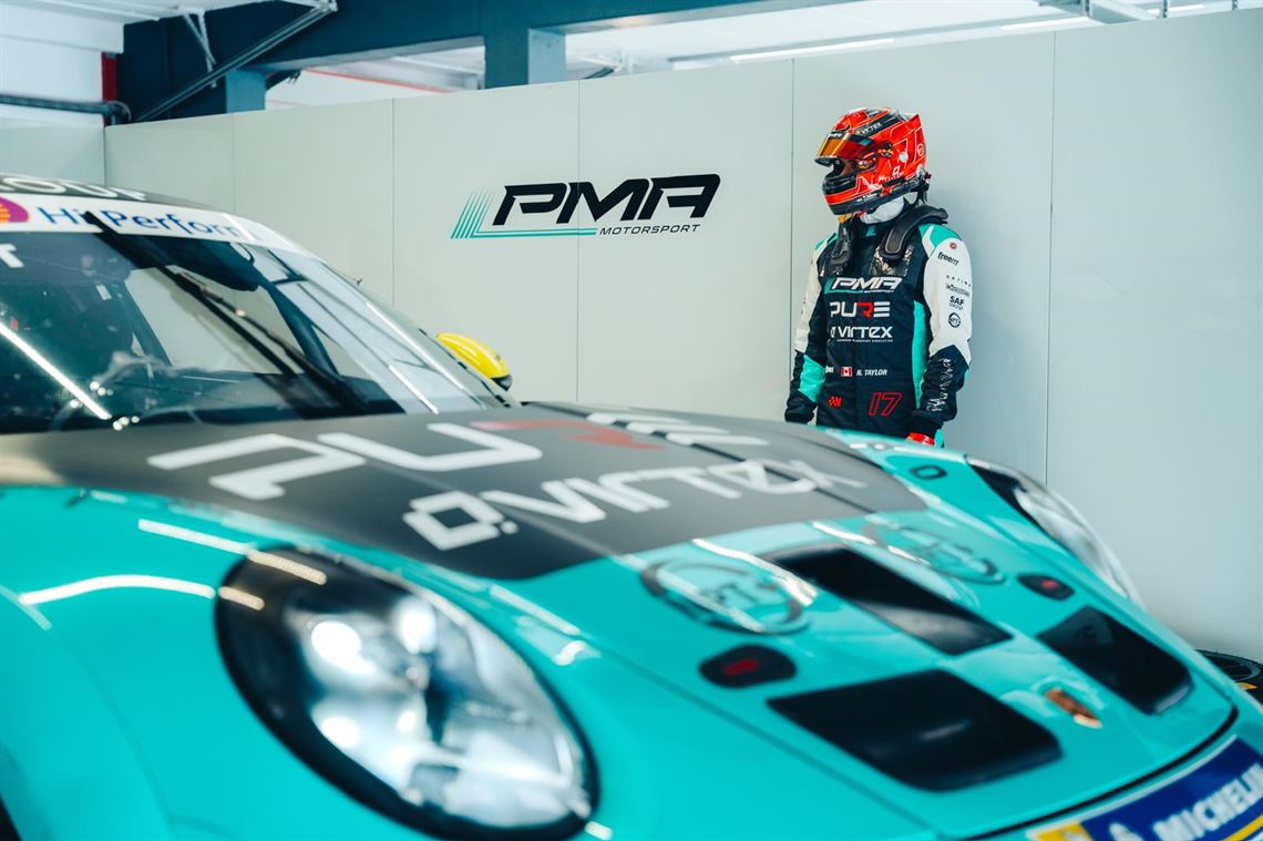 walling-system-for-motorsport