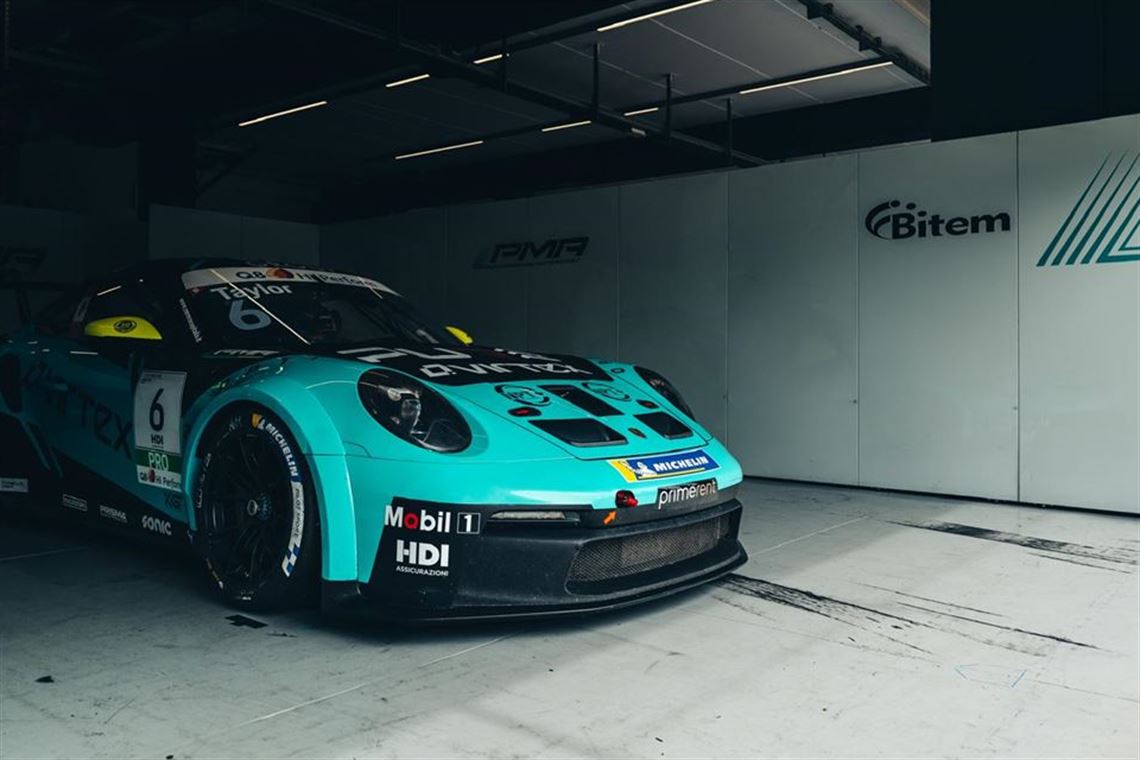 walling-system-for-motorsport
