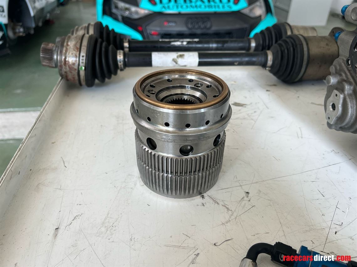 audi-rs3-lms-tcr---spare-parts-for-sale