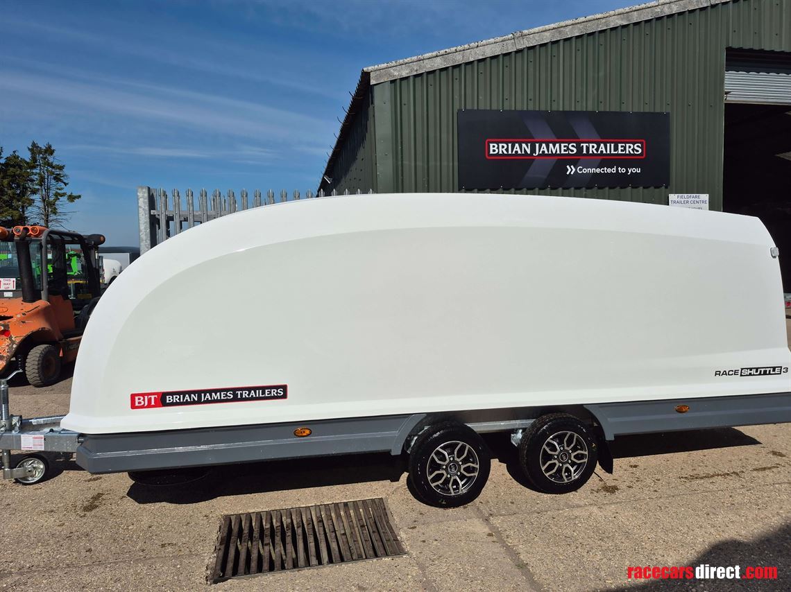 brian-james-race-shuttle-3-rs3-clam-shell-tra