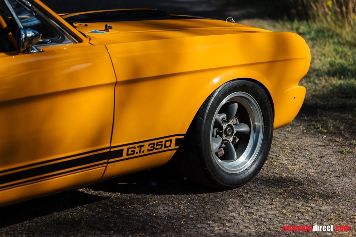 1965-ford-mustang-fastback-shelby