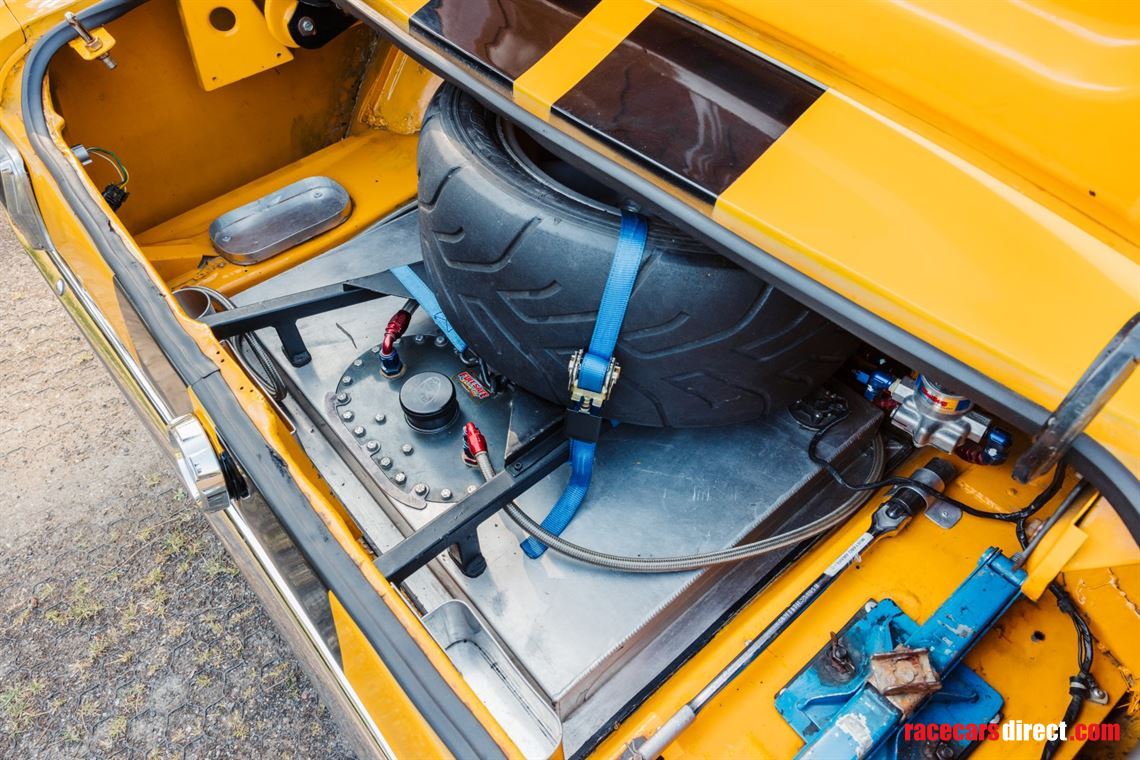 1965-ford-mustang-fastback-shelby