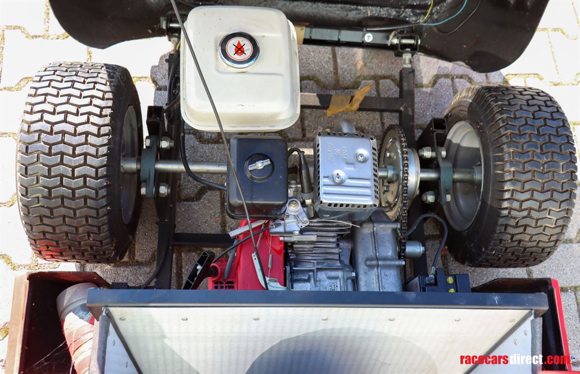 ferrari-330-p2-junior-by-de-la-chapelle-chass