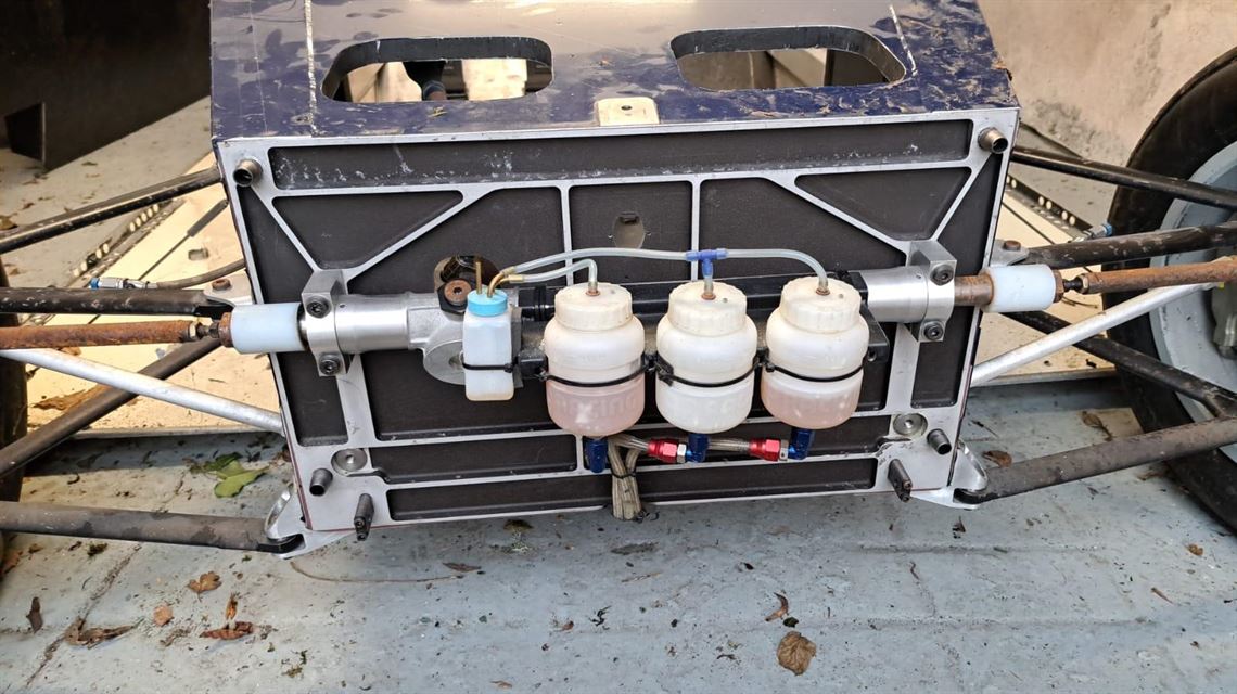 embassy-wf03-tiga-cn12b-rolling-chassis