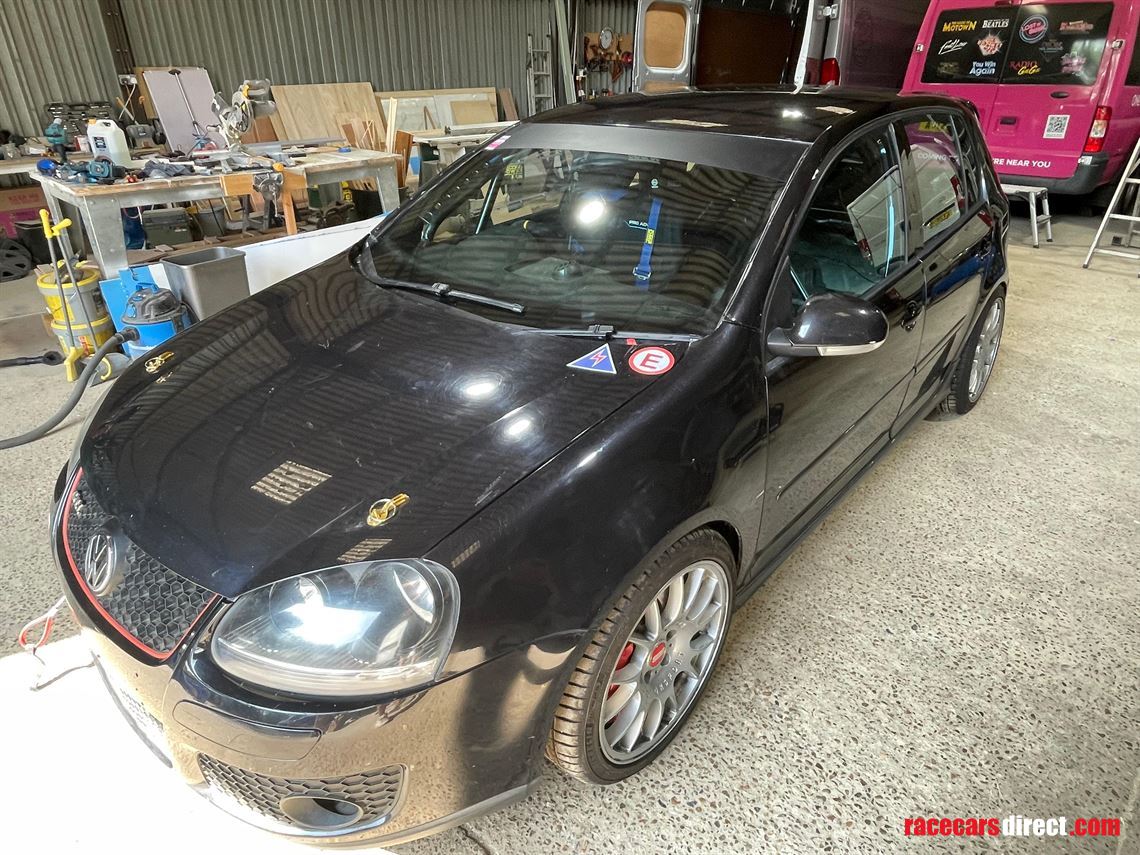 vw-golf-gti-mk5-race-car-track-car