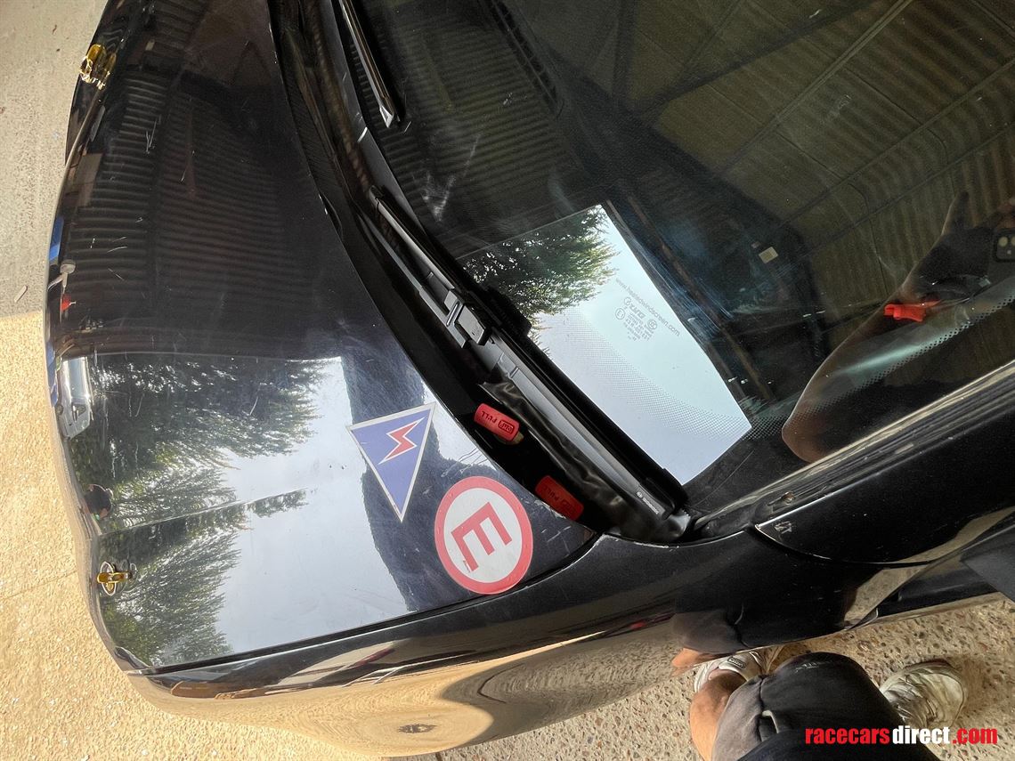 vw-golf-gti-mk5-race-car-track-car