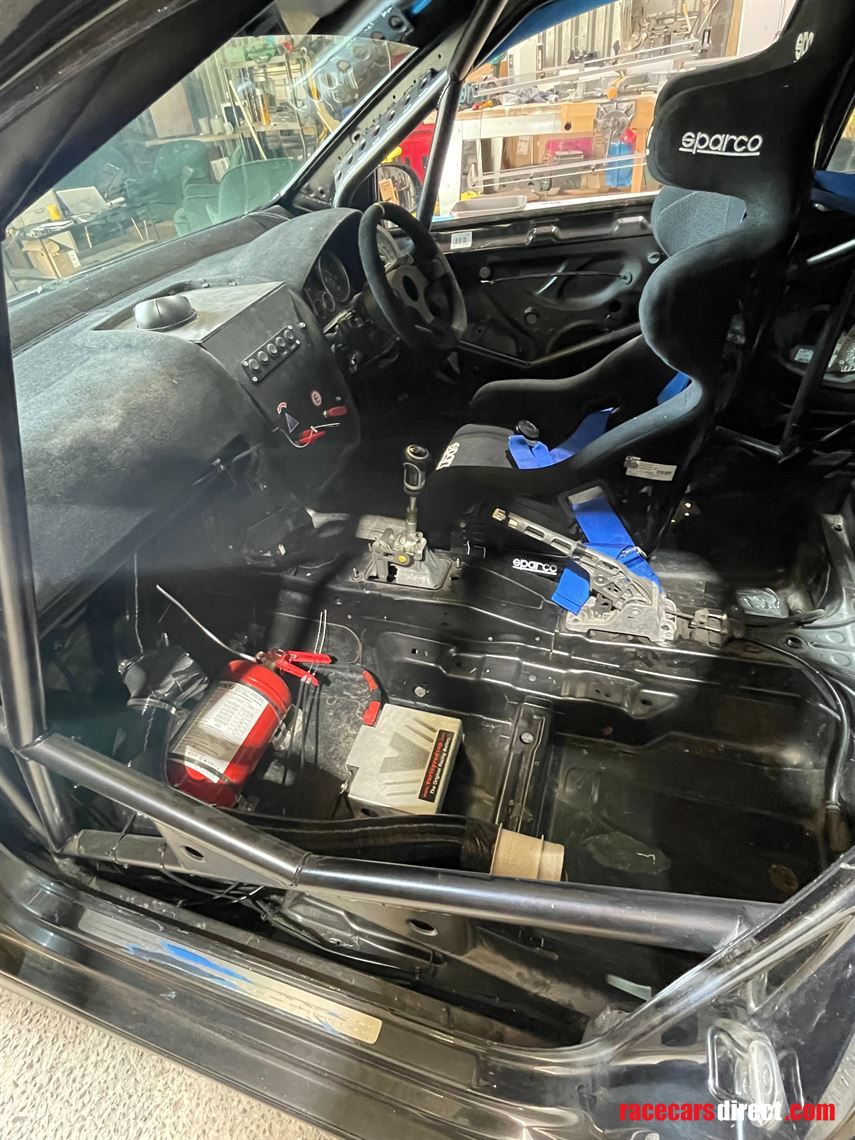 vw-golf-gti-mk5-race-car-track-car