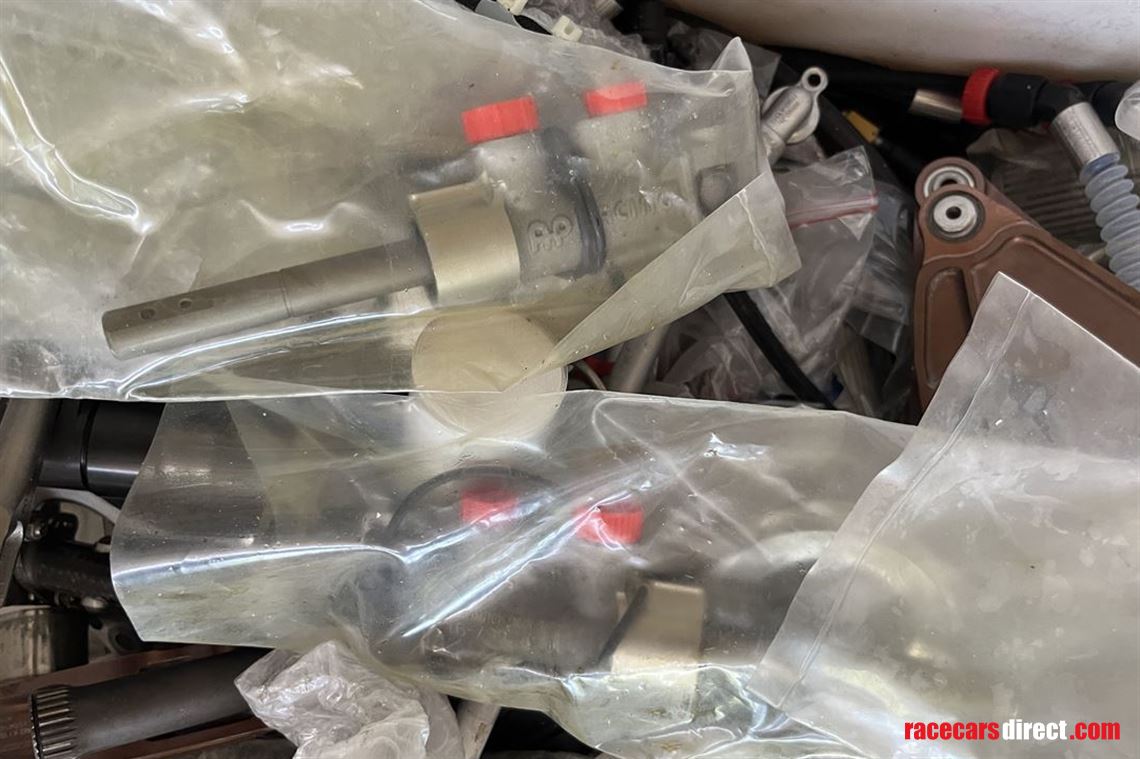 formula-1-team-manor-virgin-marussia-used-par