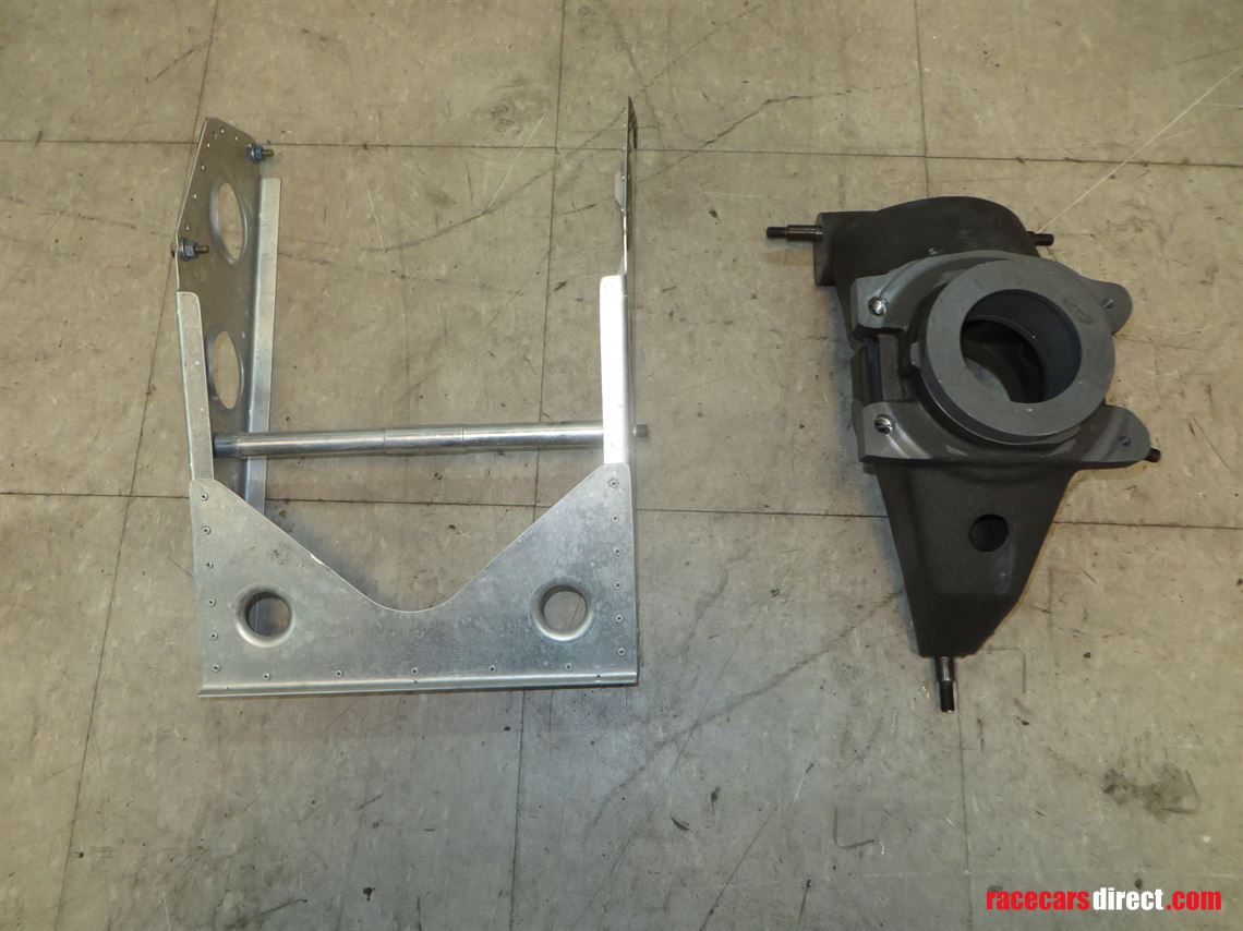 new-ralt-rt-31-rear-upright-and-nose-box