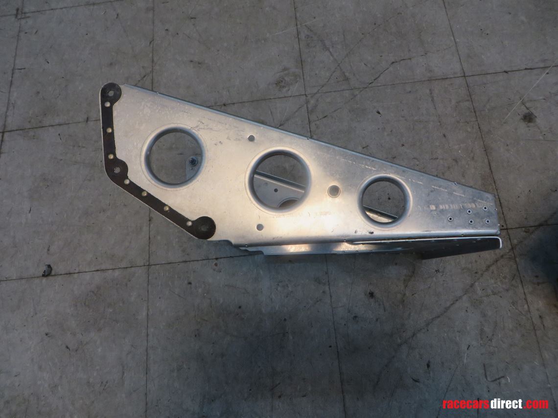 new-ralt-rt-31-rear-upright-and-nose-box