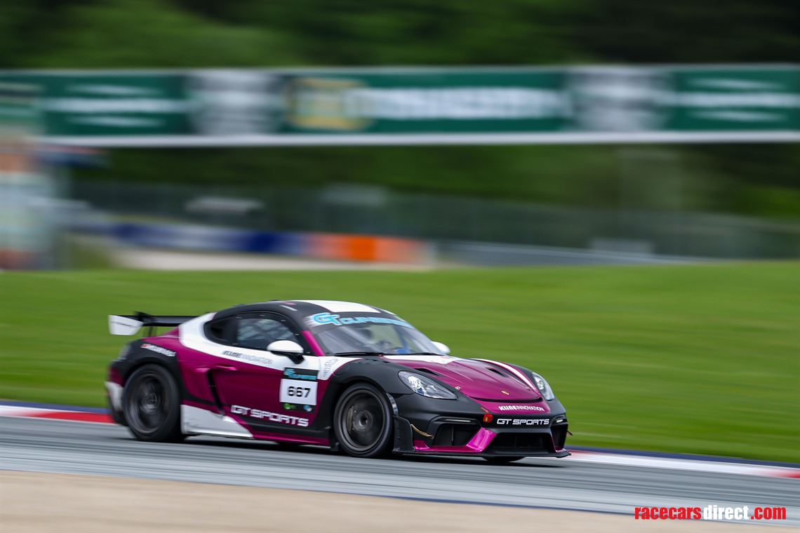 porsche-cayman-gt4rs-cs