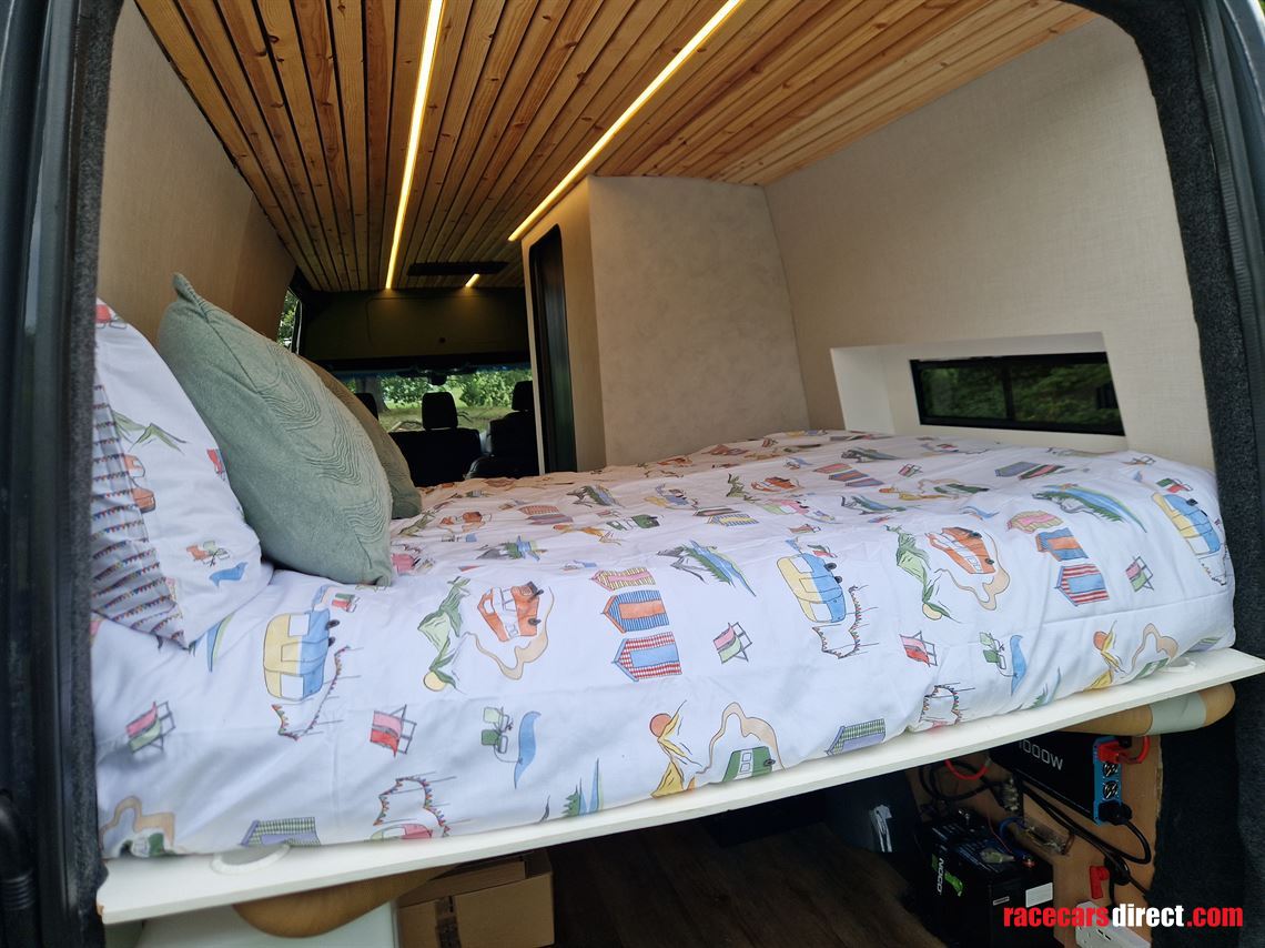 mercedes-sprinter-camper-motorhome