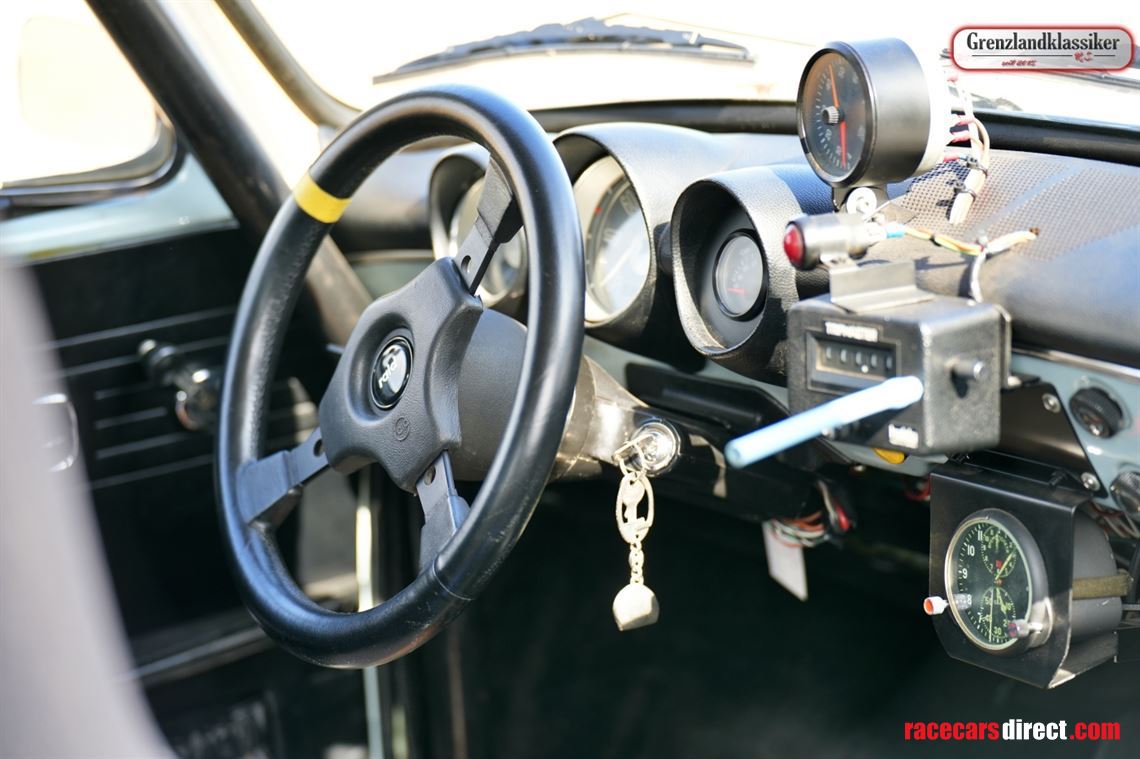 vw-1600-l-typ-3-notchback-1968-rally-car