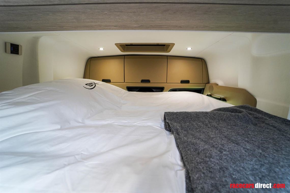 mercedes-stx-top-spec