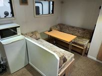 mercedes-1823-car-transporter