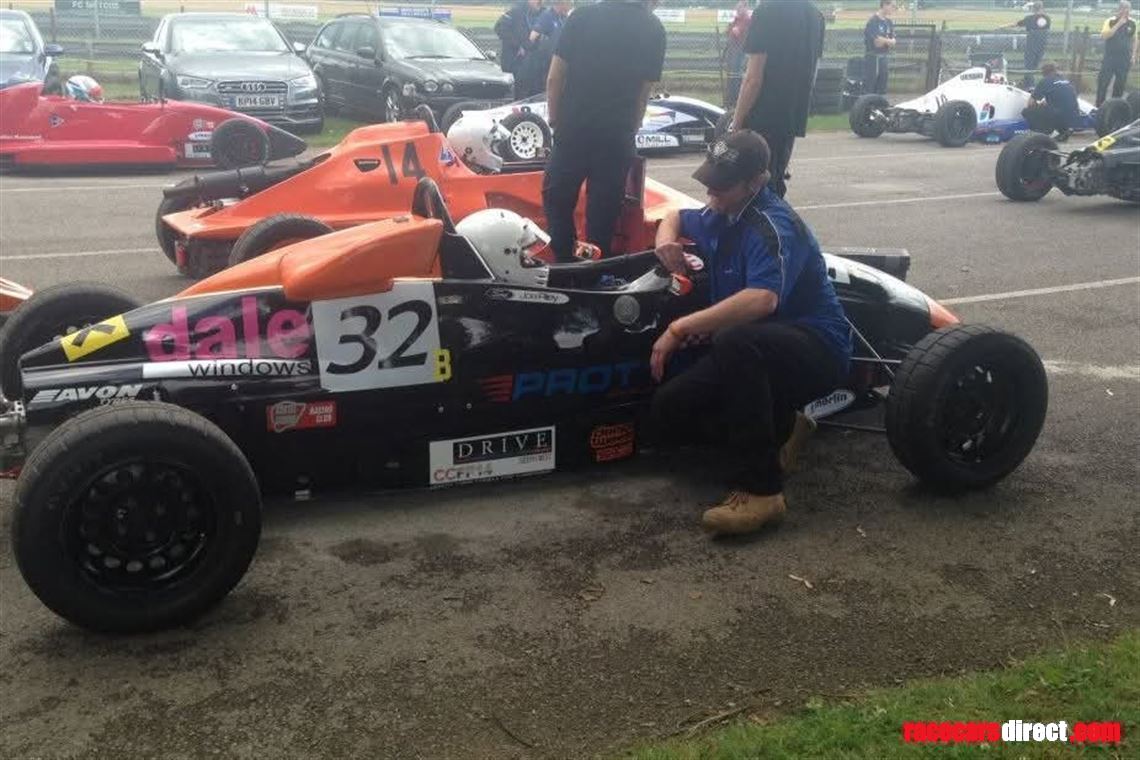 swift-sc95-ff1600---with-engine-or-rolling-ch