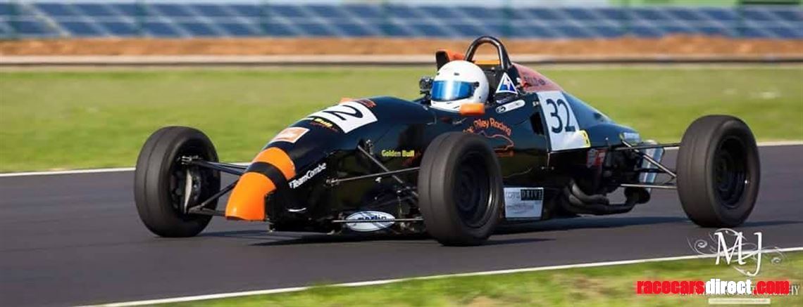 swift-sc95-ff1600---with-engine-or-rolling-ch