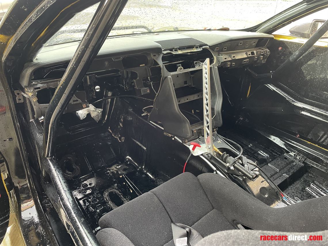 ford-mustang-2024-full-carbon-kevlar