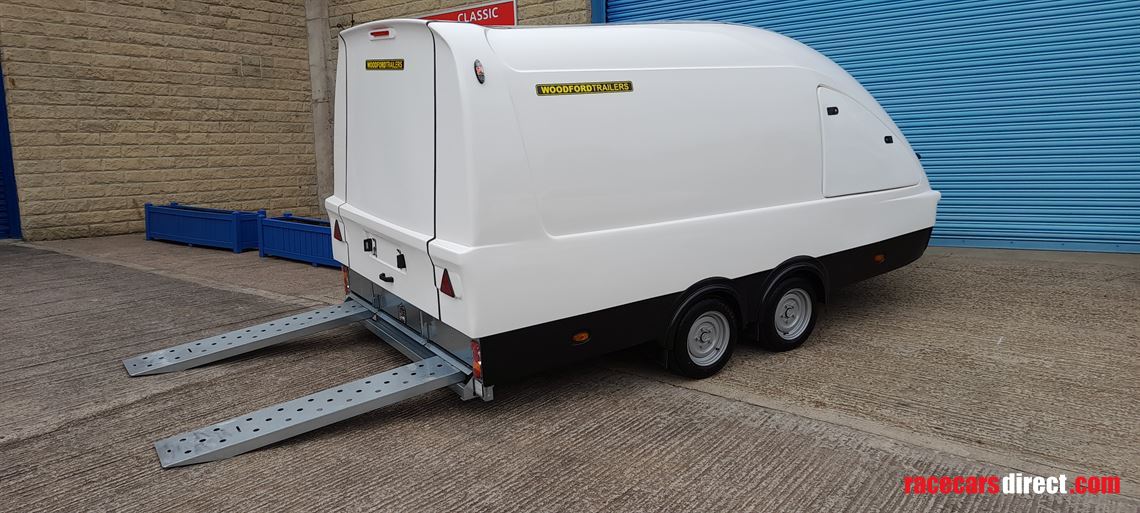 woodford-rl2000-covered-race-car-transporter