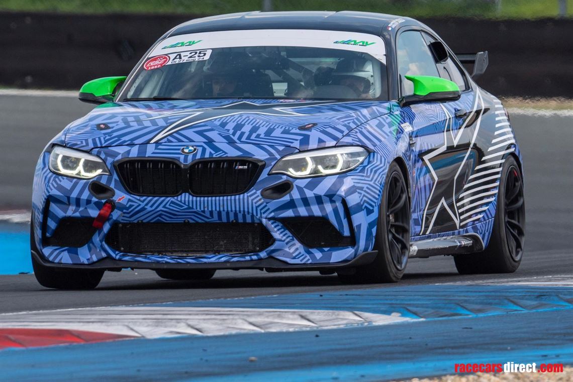 bmw-m2-cs-racing-450bhp