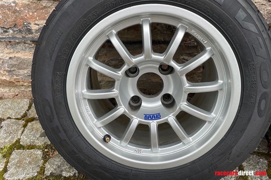 caterham-wheels-tyres-complete-set-of-4