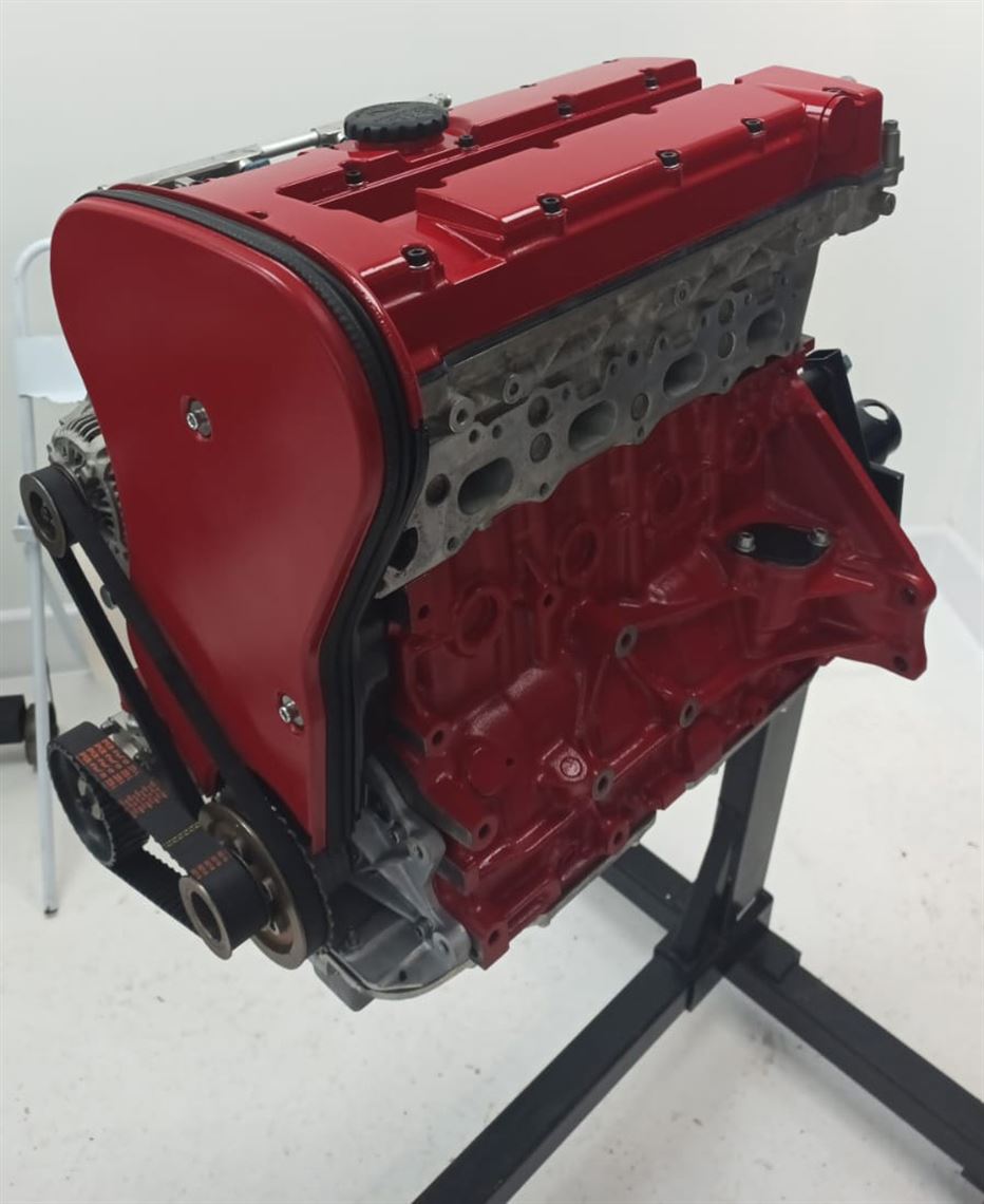 23l-vauxhall-c20xe-petrol-injected-redtop-eng