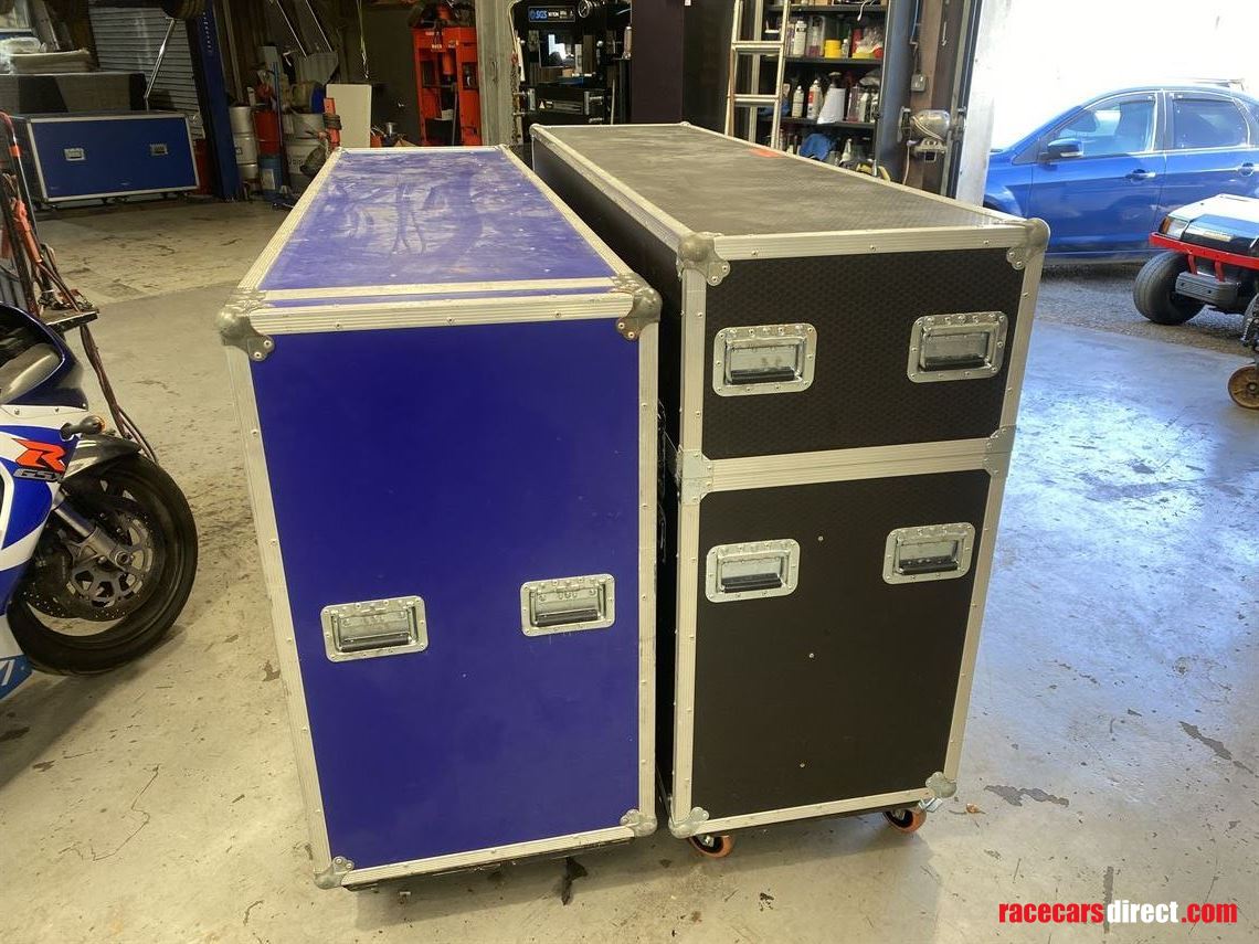 ford-gt40-pit-boarding