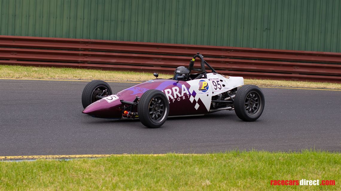 Racecarsdirect.com - FORMULA VEE Drives Available