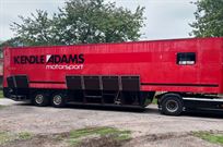 race-trailer-4-5-cars-with-hospitality-and-st