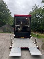 race-trailer-4-5-cars-with-hospitality-and-st