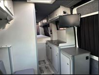 motorhome-race-truck