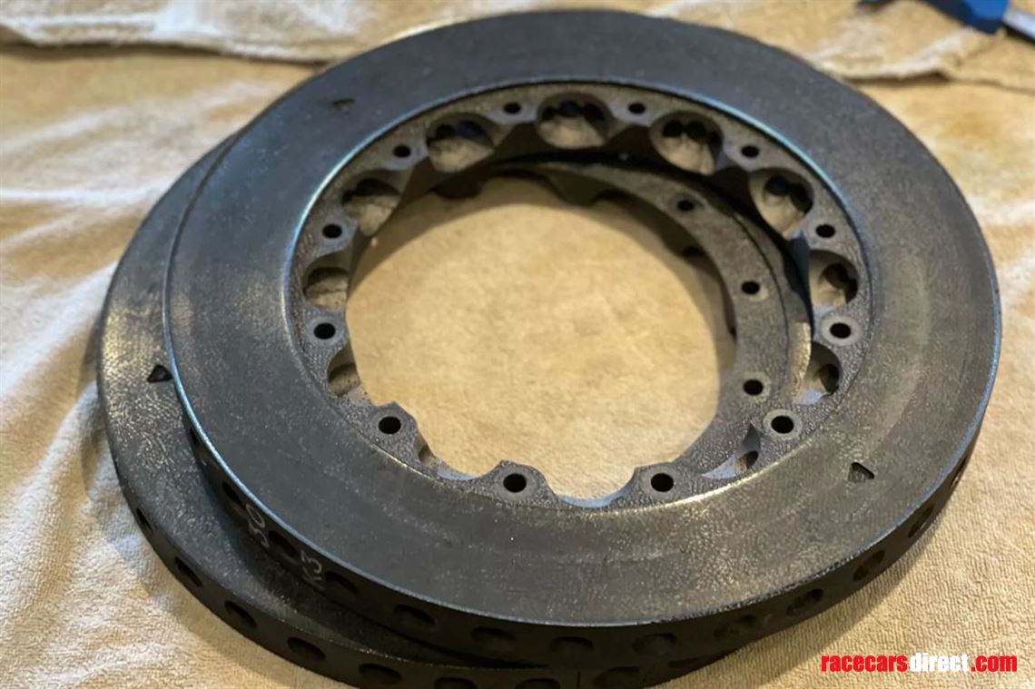 Racecarsdirect.com - Carbon Brake Discs AP Racing 355mm