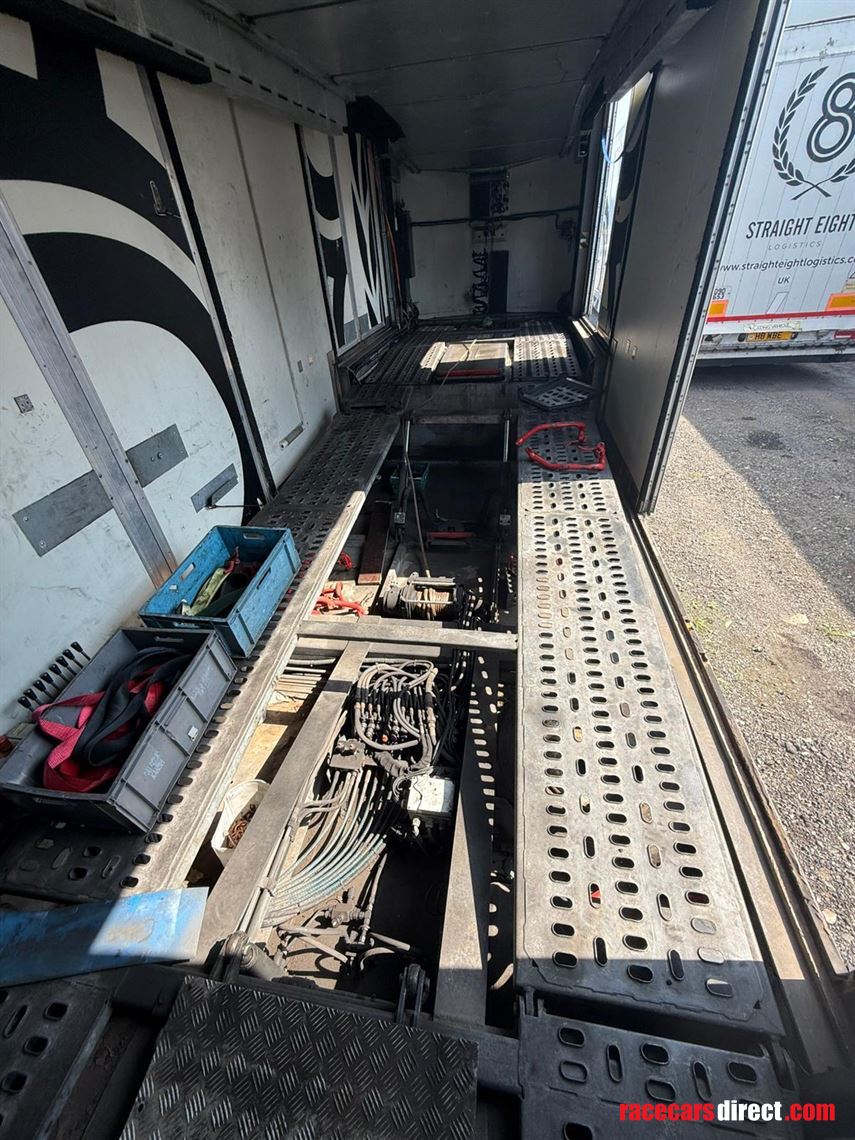 6-car-enclosed-transporter-trailer-kassboher