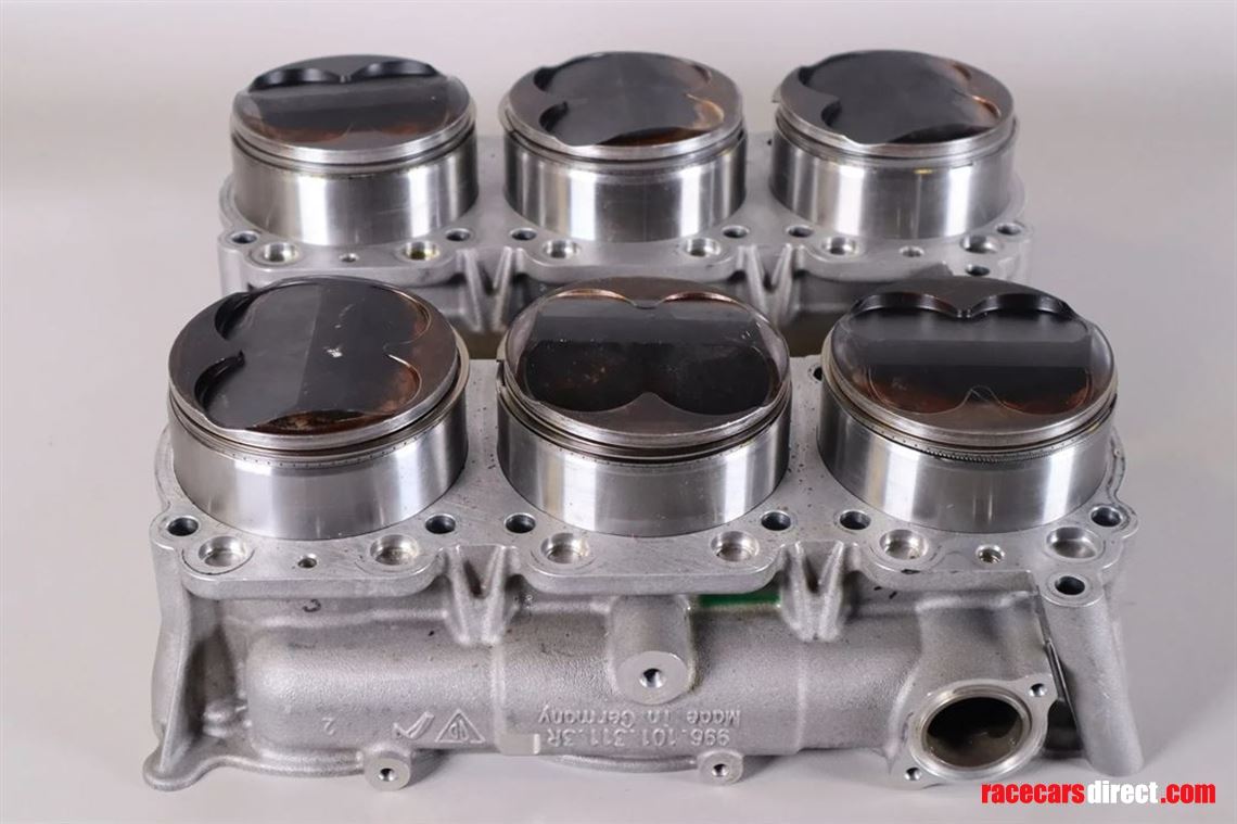porsche-997-rsr-set-water-boxes-pistons-cylin