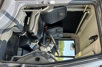 hr-race-transporter-motorhome-with-garage