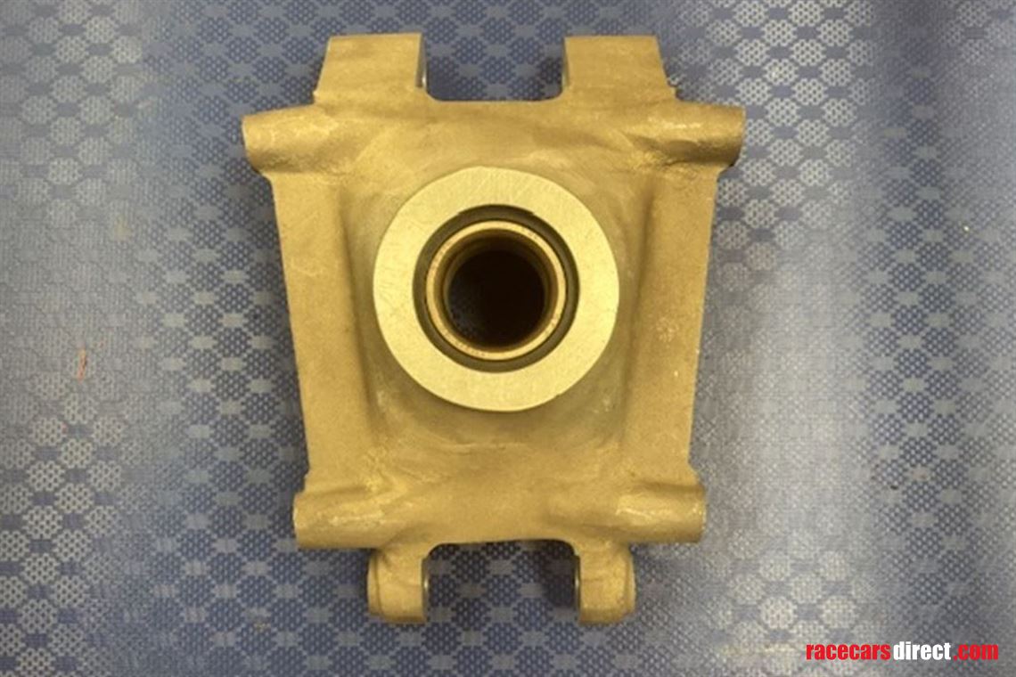 toms-toyota-gb-front-formula-front-uprights