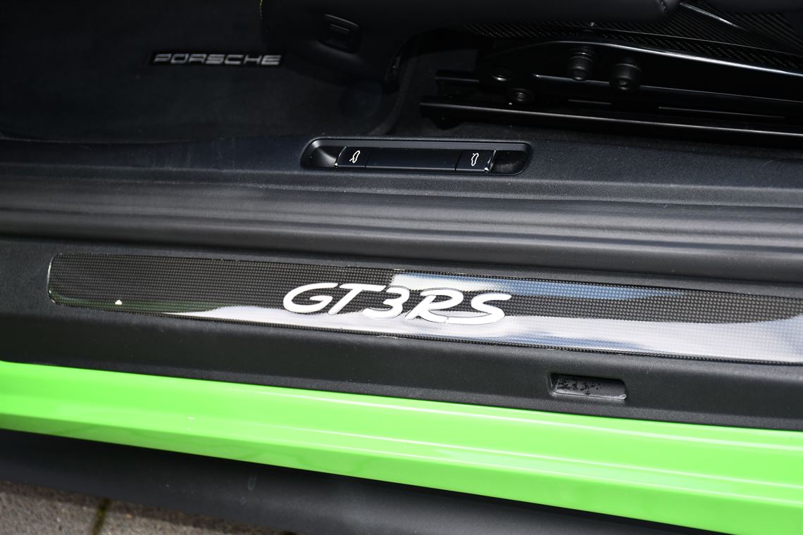 porsche-9912-gt3-rs-weissach