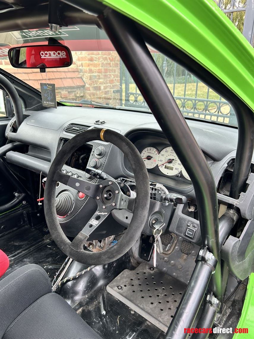 honda-civic-type-r-trophy-car