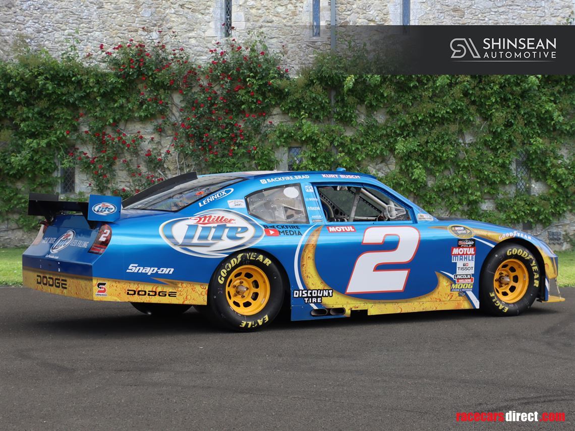 dodge-charger-nascar-2010-kurt-busch