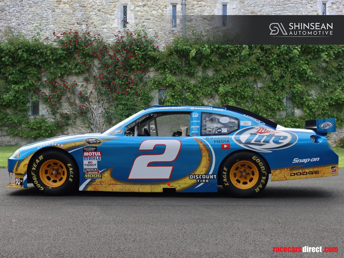 dodge-charger-nascar-2010-kurt-busch