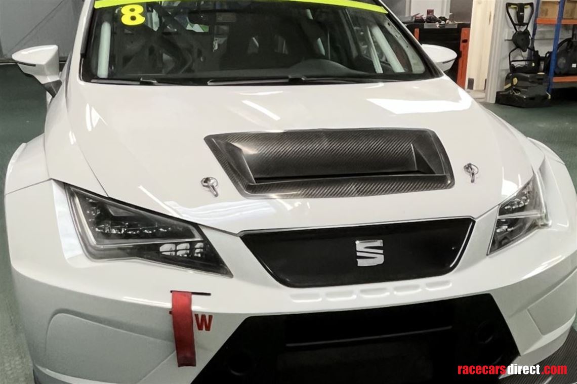 seat-cupra-tcr-2018-sequential-race-car