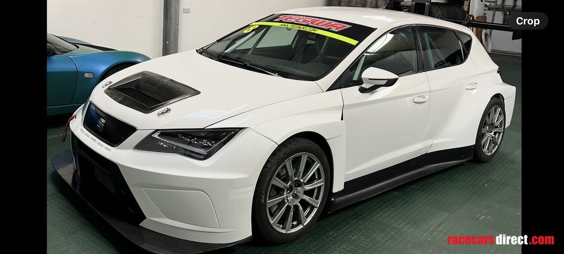 seat-cupra-tcr-2018-sequential-race-car