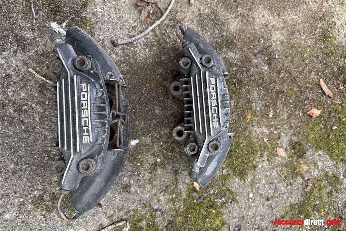 porsche-930-turbo-brembo-brake-calipers