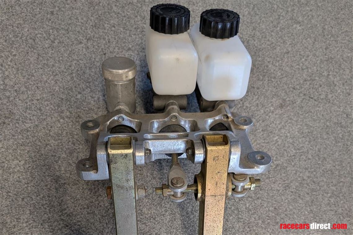 tilton-2-pedal-assembly-firewall-mount