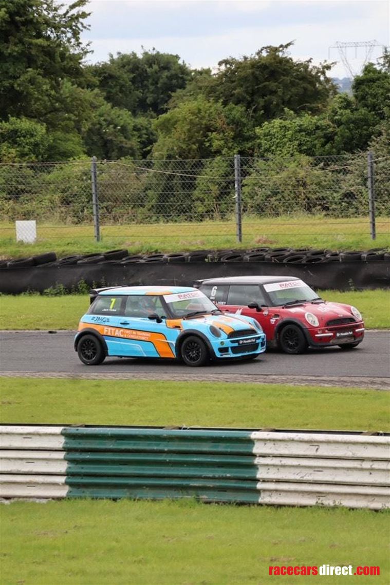Racecarsdirect.com - Mini R50 Challenge Car