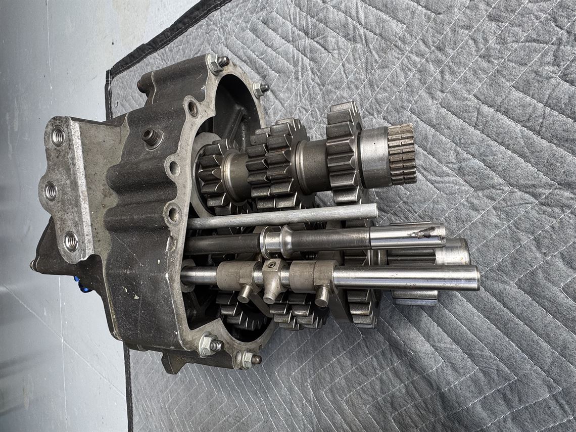 factory-honda-nsx-hewland-transmissions-and-p