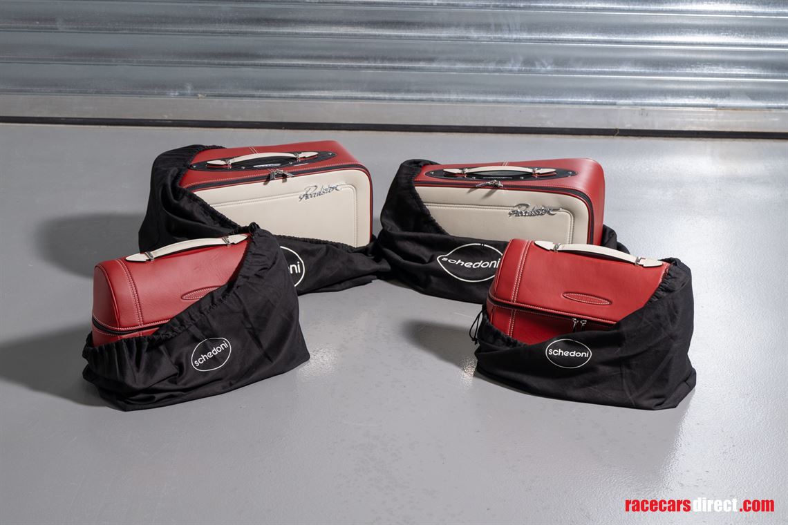 pagani-huayra-roadster-luggage-car-cover-sign