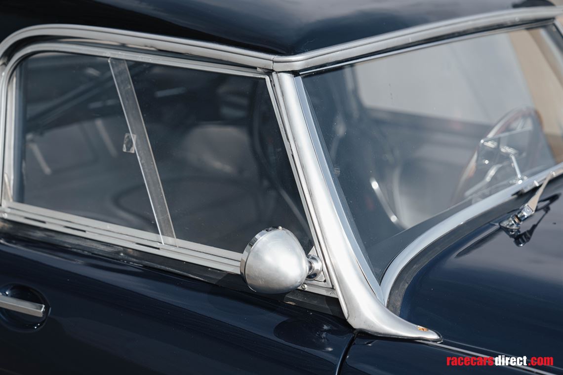 1961-austin-healey-3000-fia